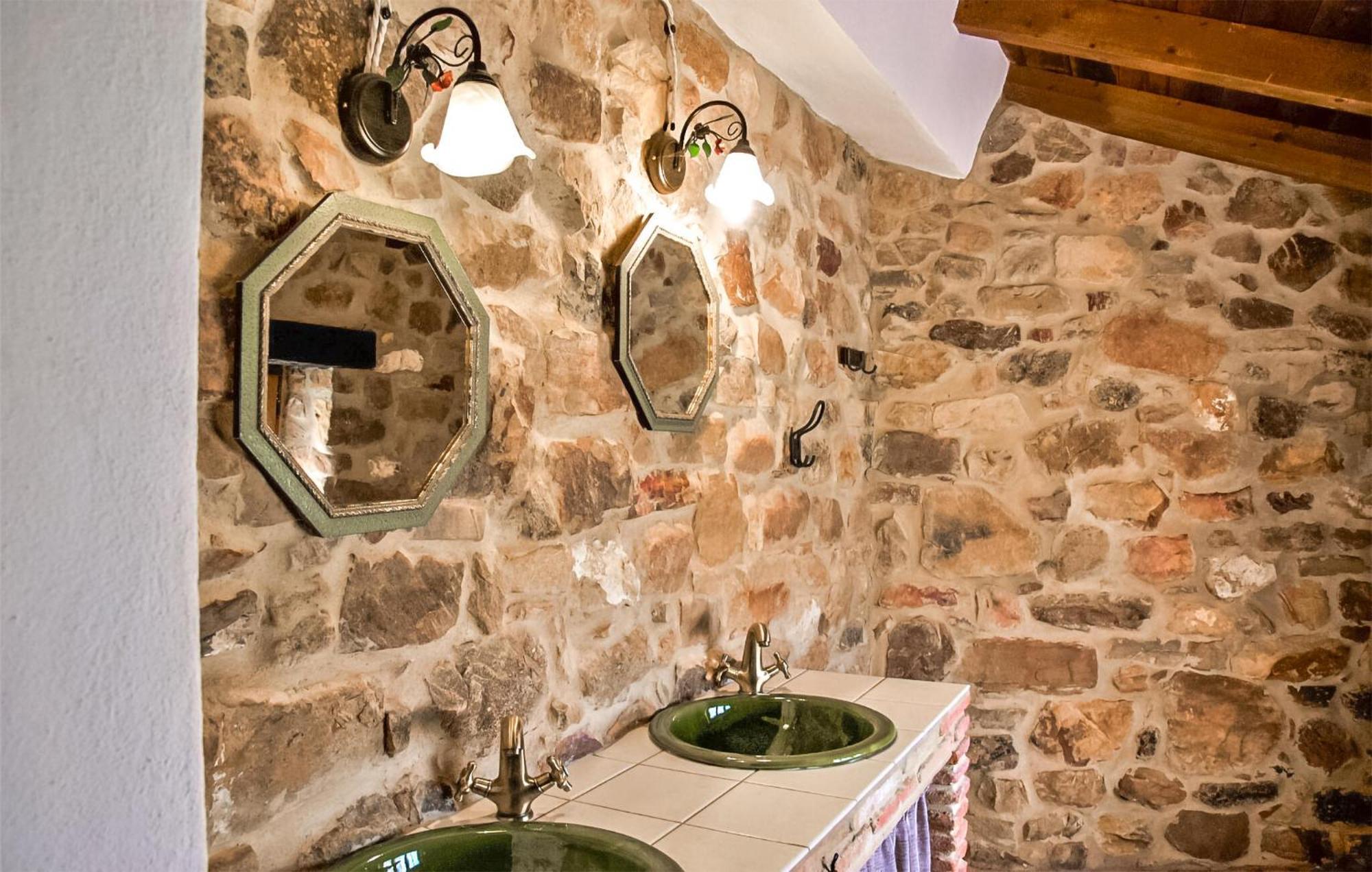 Lovely Home In Cortes De La Frontera With Kitchen ภายนอก รูปภาพ